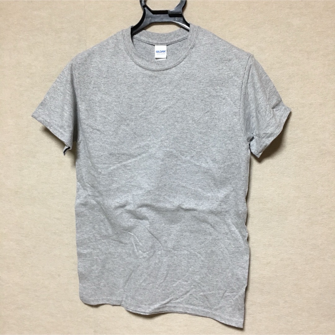 GILDAN(ギルタン)の新品 GILDAN ギルダン 半袖Tシャツ グレー S メンズのトップス(Tシャツ/カットソー(半袖/袖なし))の商品写真