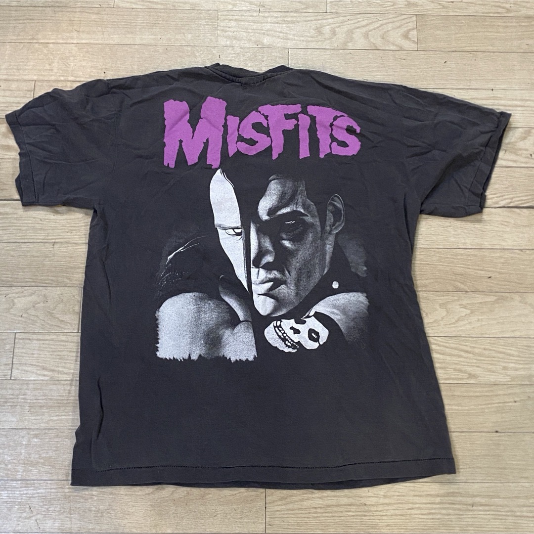 Misfits ミスフィッツ バンドTシャツ/ バンドT/ USED/ 古着 メンズのトップス(Tシャツ/カットソー(半袖/袖なし))の商品写真