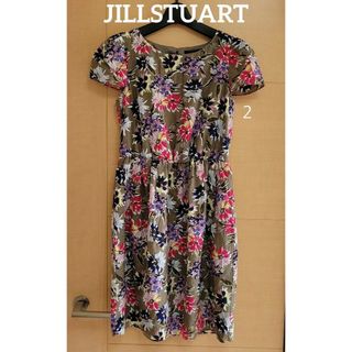 ジルスチュアート(JILLSTUART)の♥️クリーニング済♥️【JILLSTUART】２ グリーン系 花柄 ワンピース(ひざ丈ワンピース)