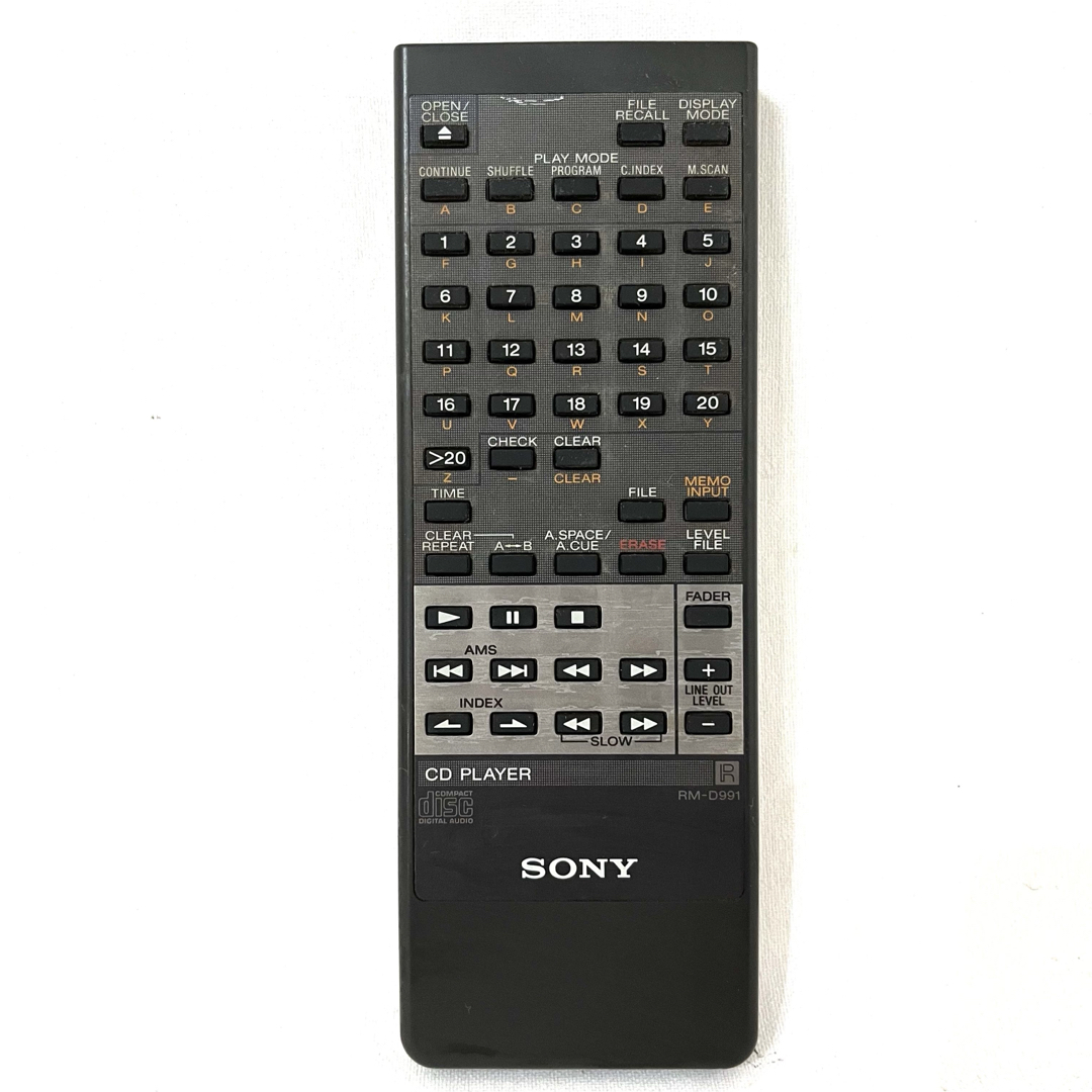 【動作確認済】SONY CDプレーヤー用純正リモコン RM-D991 スマホ/家電/カメラのオーディオ機器(その他)の商品写真