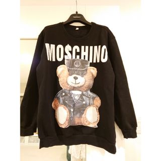 MOSCHINO　黒トレーナー　長袖　Мサイズ(トレーナー/スウェット)