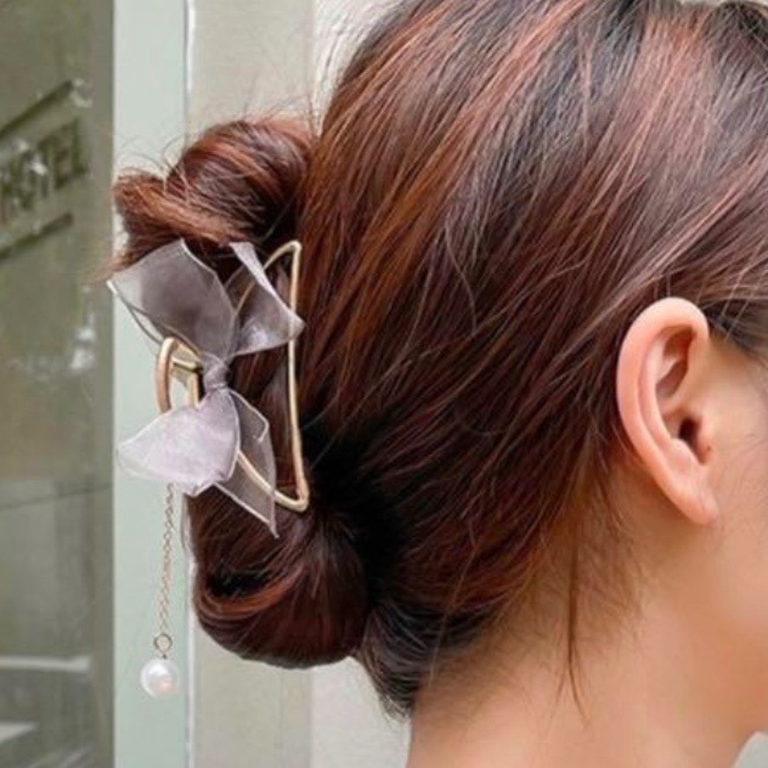 【人気】リボン　ヘアクリップ　バンスクリップ　シフォン　パール　韓国　ブルー レディースのヘアアクセサリー(バレッタ/ヘアクリップ)の商品写真