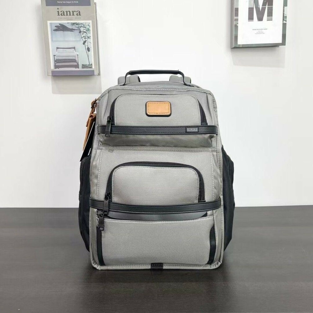 TUMI(トゥミ)のTUMI ALPHA BACKPACK GREY ブリーフ パック メンズのバッグ(バッグパック/リュック)の商品写真