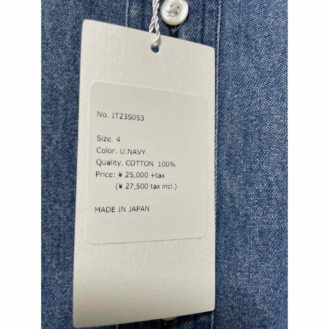新品 INTERIM インテリムダウン デニムシャツ サイズ4 新品 INTERIM インテリムダウン デニムシャツ サイズ4