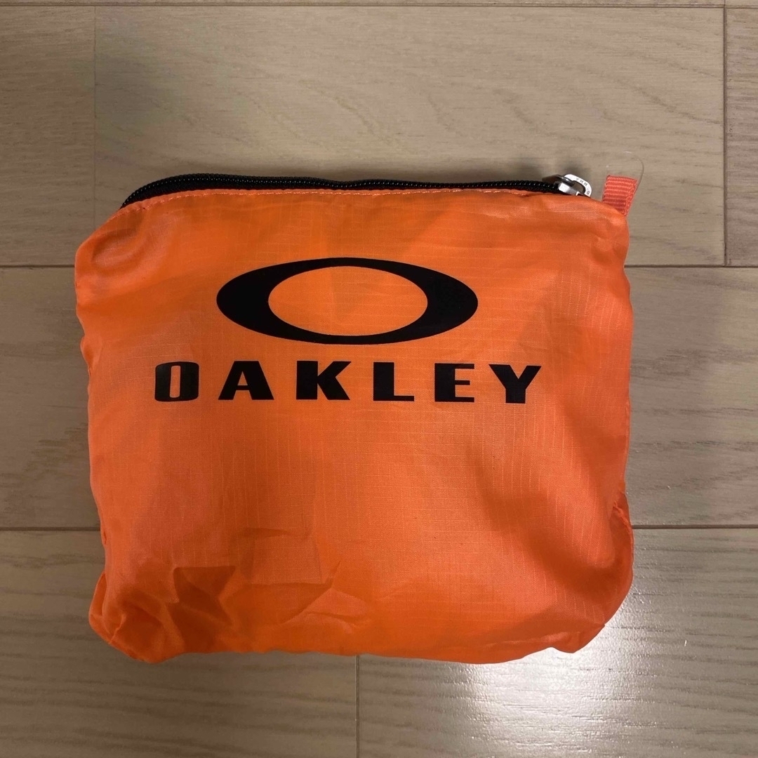 Oakley(オークリー)のオークリー パッカブル バックパック リュックサック 折りたたみ アウトドア  スポーツ/アウトドアのアウトドア(その他)の商品写真