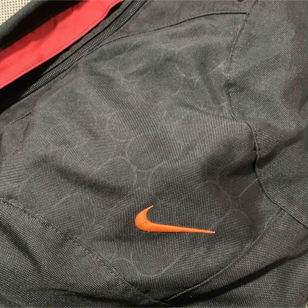 NIKE(ナイキ)のOLD NIKE archive nylon sling bag 90s 00s メンズのバッグ(メッセンジャーバッグ)の商品写真