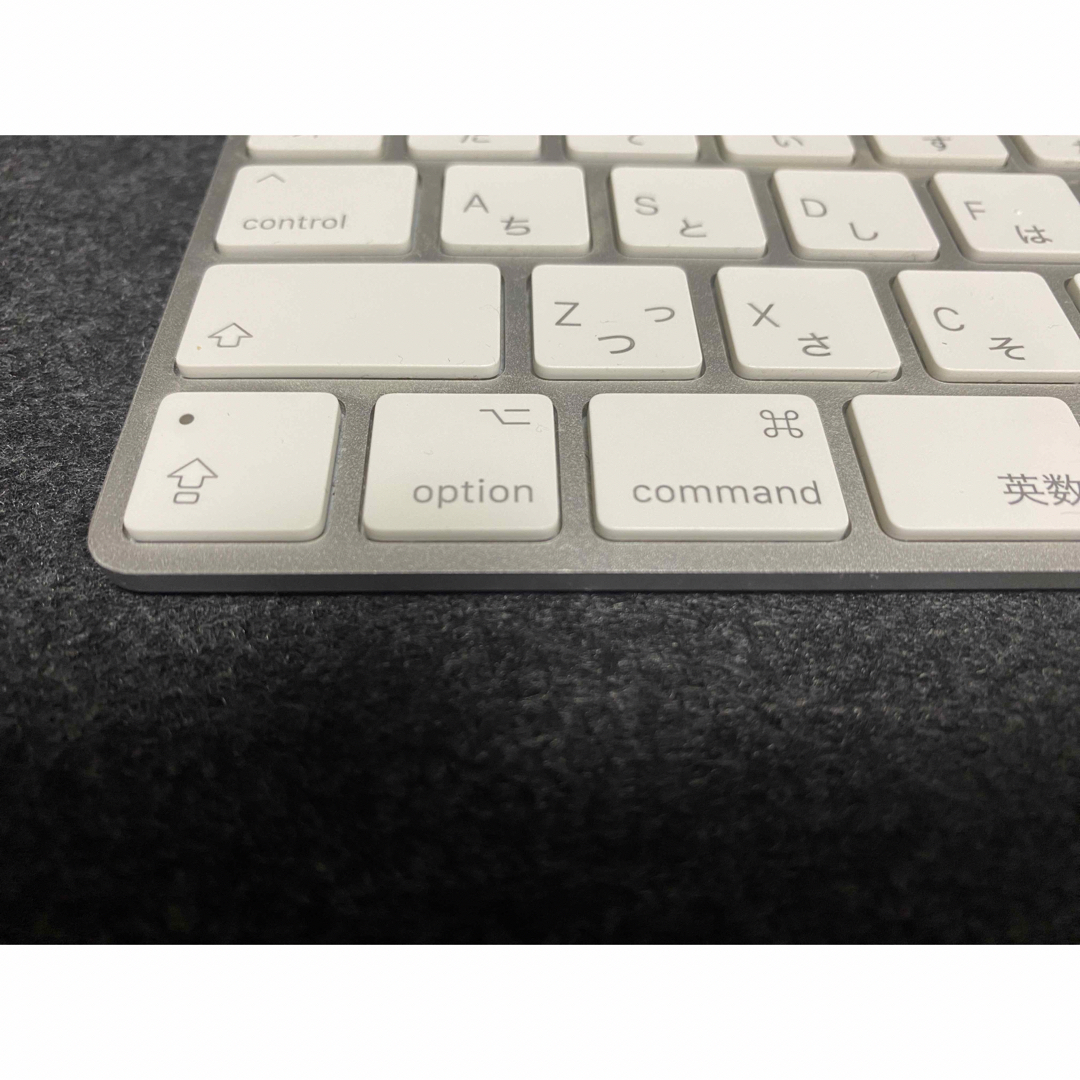 Apple(アップル)のApple Magic Keyboard マジックキーボード　A1644 スマホ/家電/カメラのPC/タブレット(PC周辺機器)の商品写真