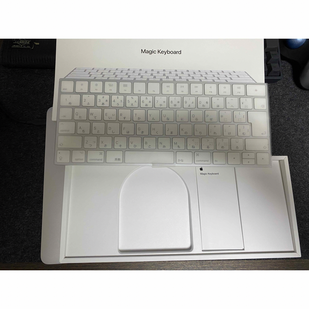 Apple(アップル)のApple Magic Keyboard マジックキーボード　A1644 スマホ/家電/カメラのPC/タブレット(PC周辺機器)の商品写真
