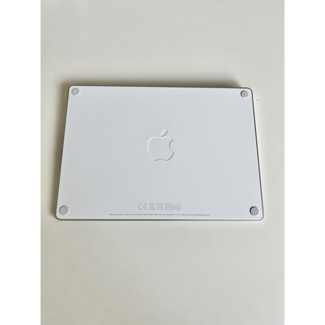 Apple(アップル)のApple / Apple Magic Trackpad 2 A1535 スマホ/家電/カメラのPC/タブレット(PC周辺機器)の商品写真