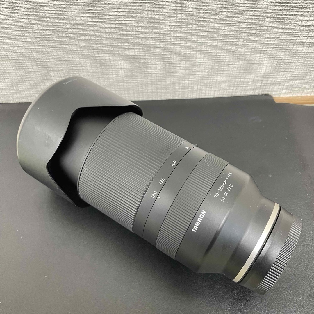 TAMRON 70-180 F2.8 SONY eマウント A056 訳あり品 スマホ/家電/カメラのカメラ(レンズ(ズーム))の商品写真