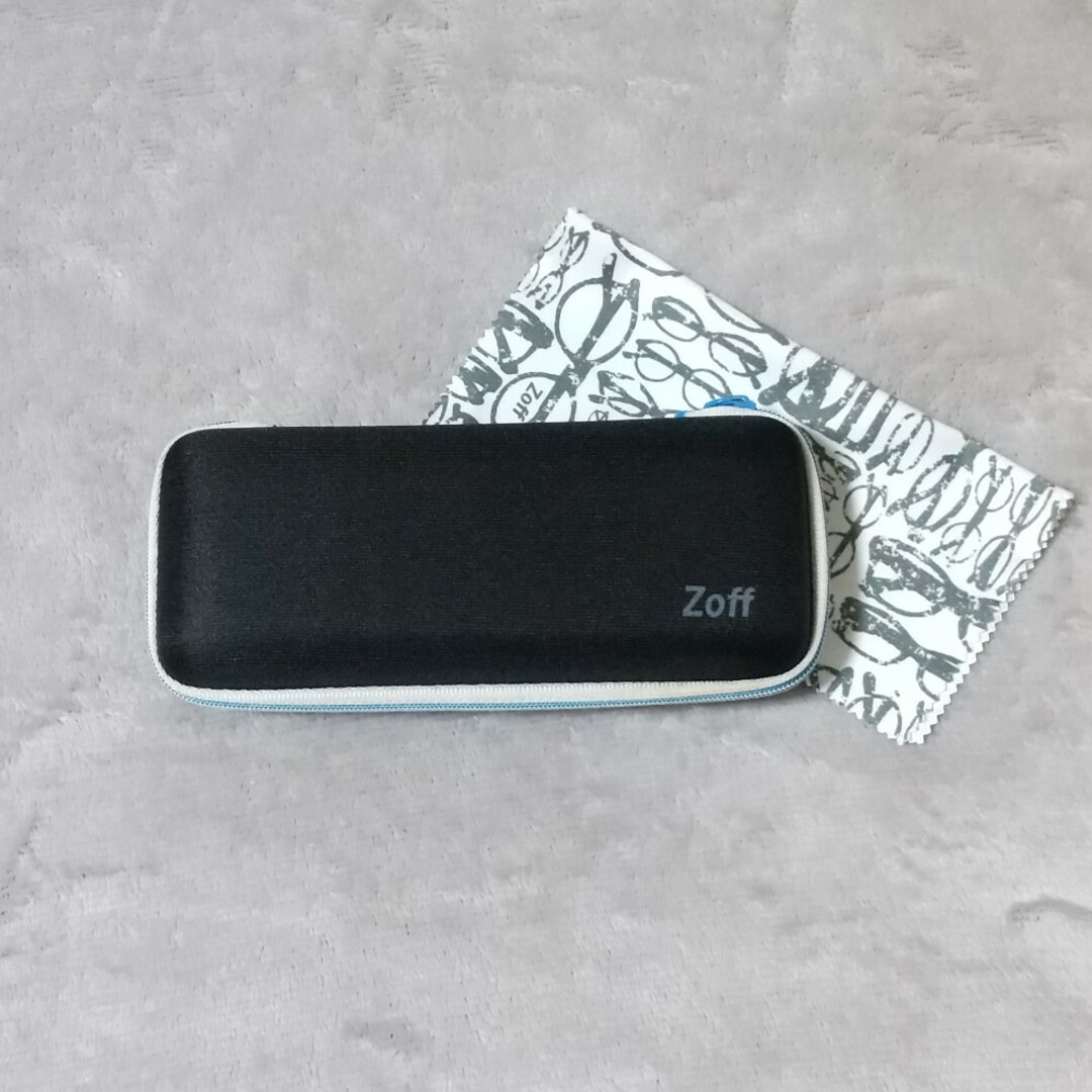Zoff(ゾフ)のZoff メガネケース メガネ拭き付き メンズのファッション小物(サングラス/メガネ)の商品写真