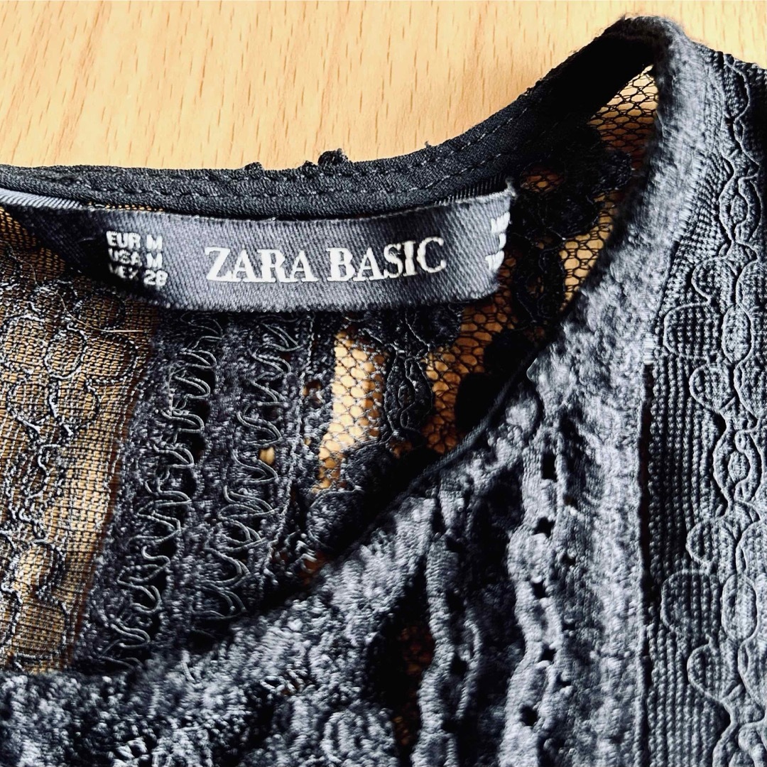 ZARA(ザラ)のZARA   レース仕立てのペプラムタンク　ブラック レディースのトップス(タンクトップ)の商品写真