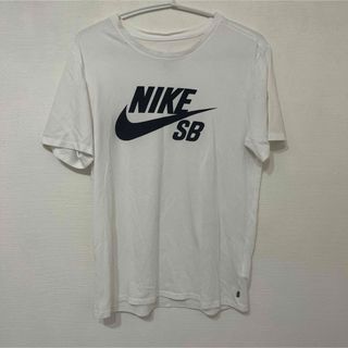 ナイキ(NIKE)のNIKE ナイキ 白 Tシャツ 半袖(Tシャツ/カットソー(半袖/袖なし))