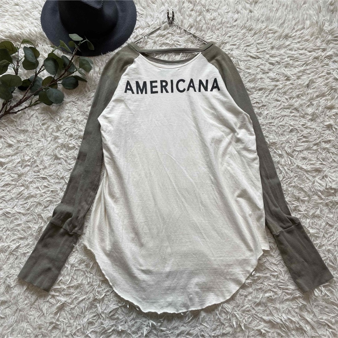 AMERICANA(アメリカーナ)のアメリカーナ   Americana  バッグロゴラグランTシャツ　ラウンド裾 レディースのトップス(Tシャツ(長袖/七分))の商品写真