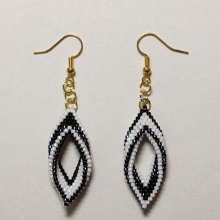 デリカビーズピアス(リーフ)③(ピアス)