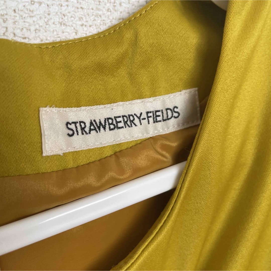 STRAWBERRY-FIELDS(ストロベリーフィールズ)の【美品】ストロベリーフィールズ トップス レディースのトップス(カットソー(半袖/袖なし))の商品写真