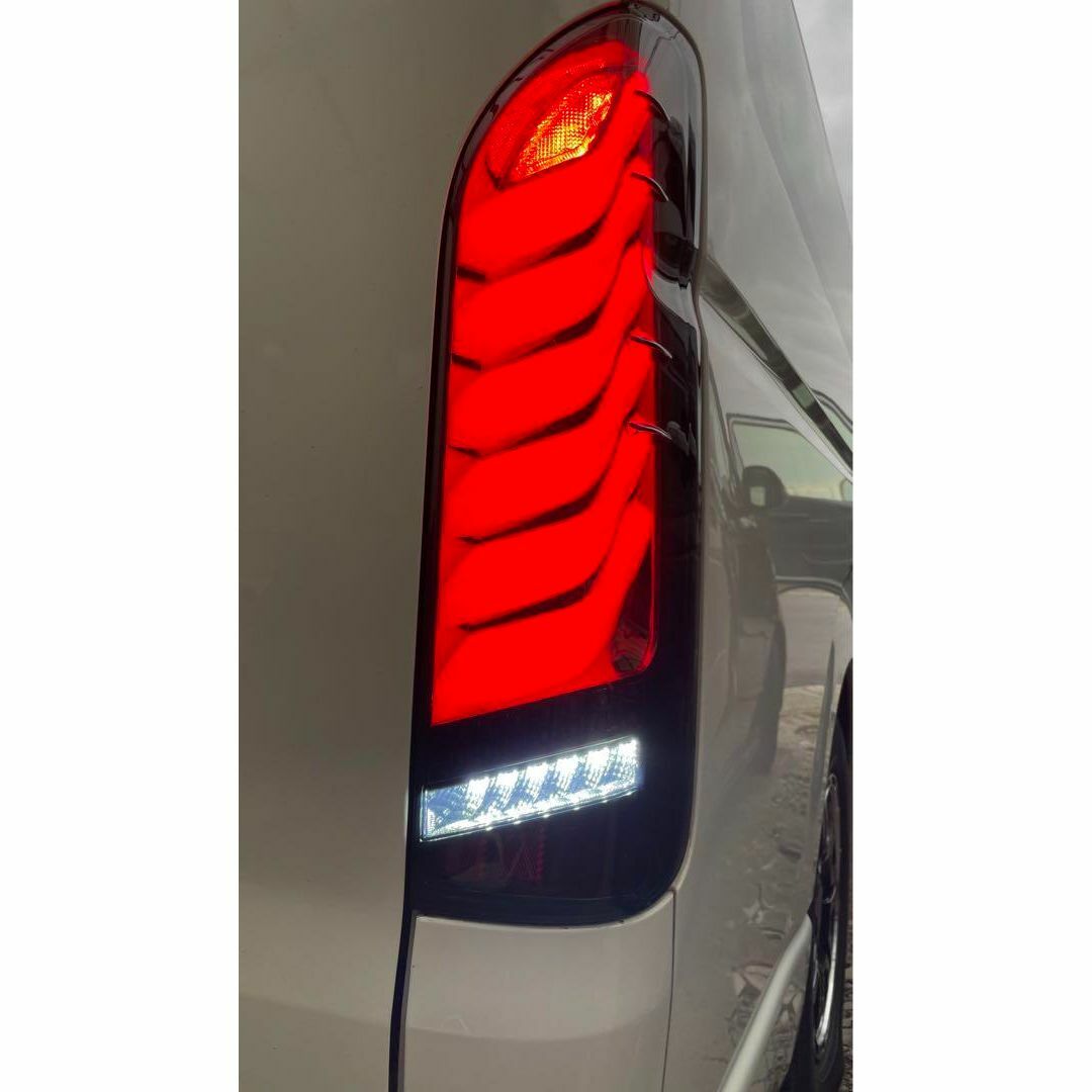 Valenti JEWEL LED TAIL LAMP ULTRA Σハイエース 自動車/バイクの自動車(車種別パーツ)の商品写真