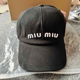 ミュウミュウ(miumiu)のミュウミュウ　MIUMIU　 キャップ 帽子 ブラック(キャップ)