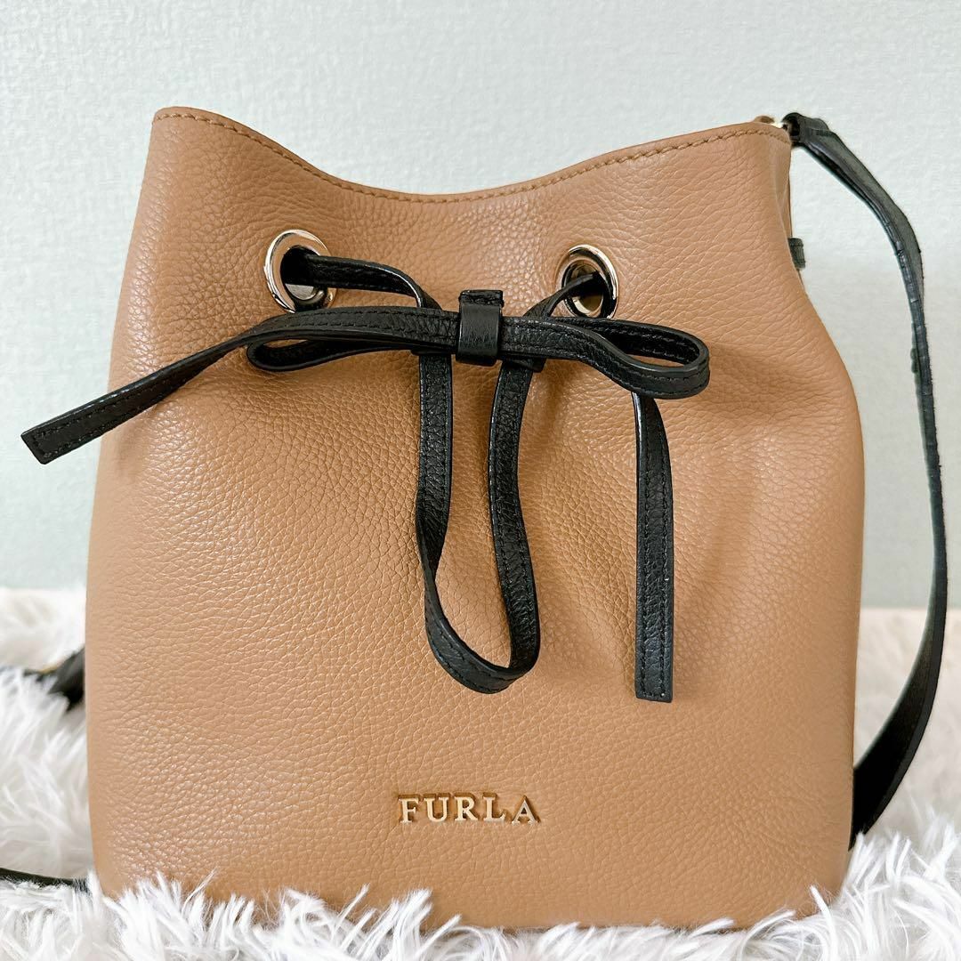 Furla(フルラ)の【美品】FURLA フルラ コスタンザ ショルダーバッグ レザー ブラウン 黒 レディースのバッグ(ショルダーバッグ)の商品写真