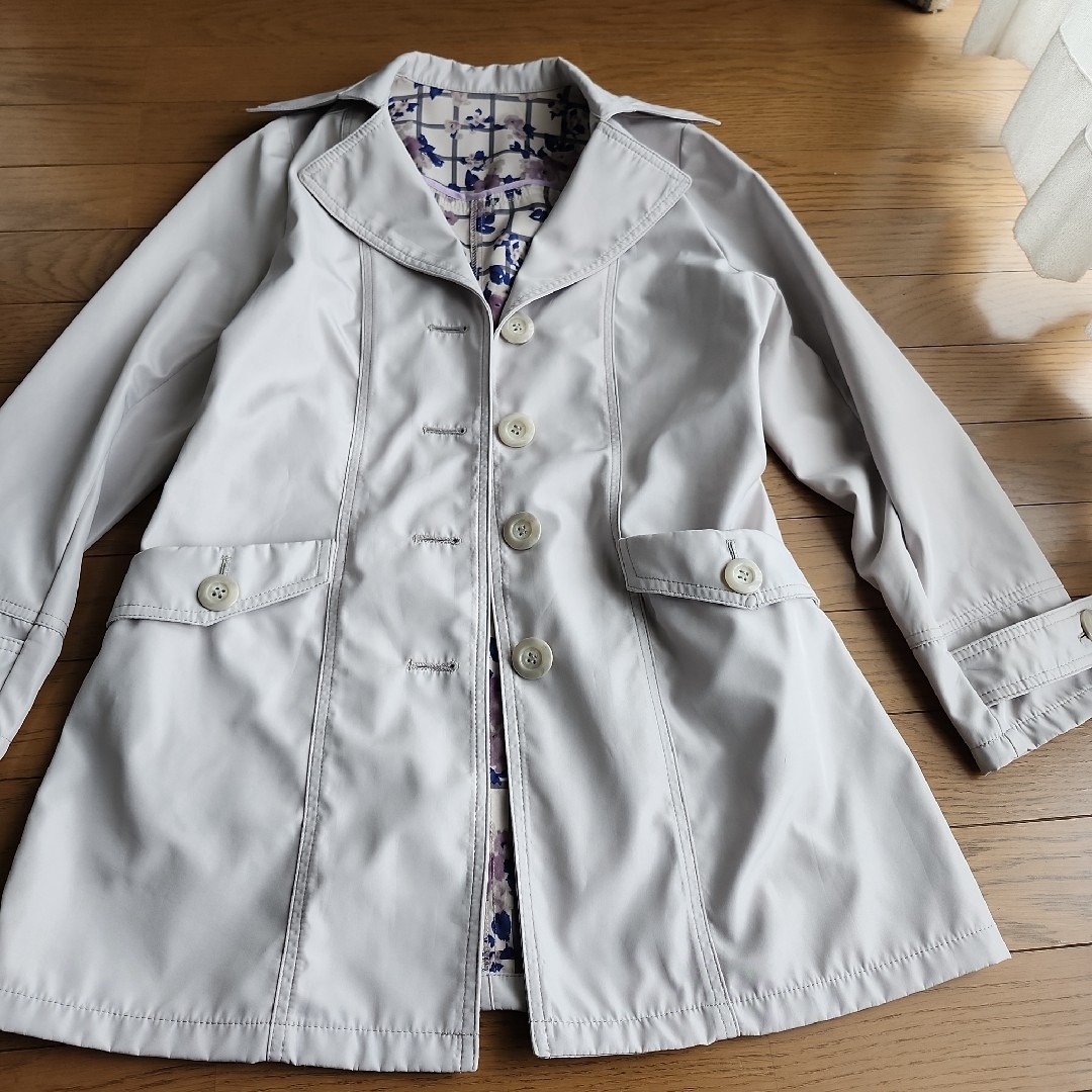 【値下げ】FREUDE スプリングコート レディースのジャケット/アウター(スプリングコート)の商品写真