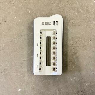 15645 単三ニッケル水素電池充電器　８スロット　 EBL EBL-C808U(その他)