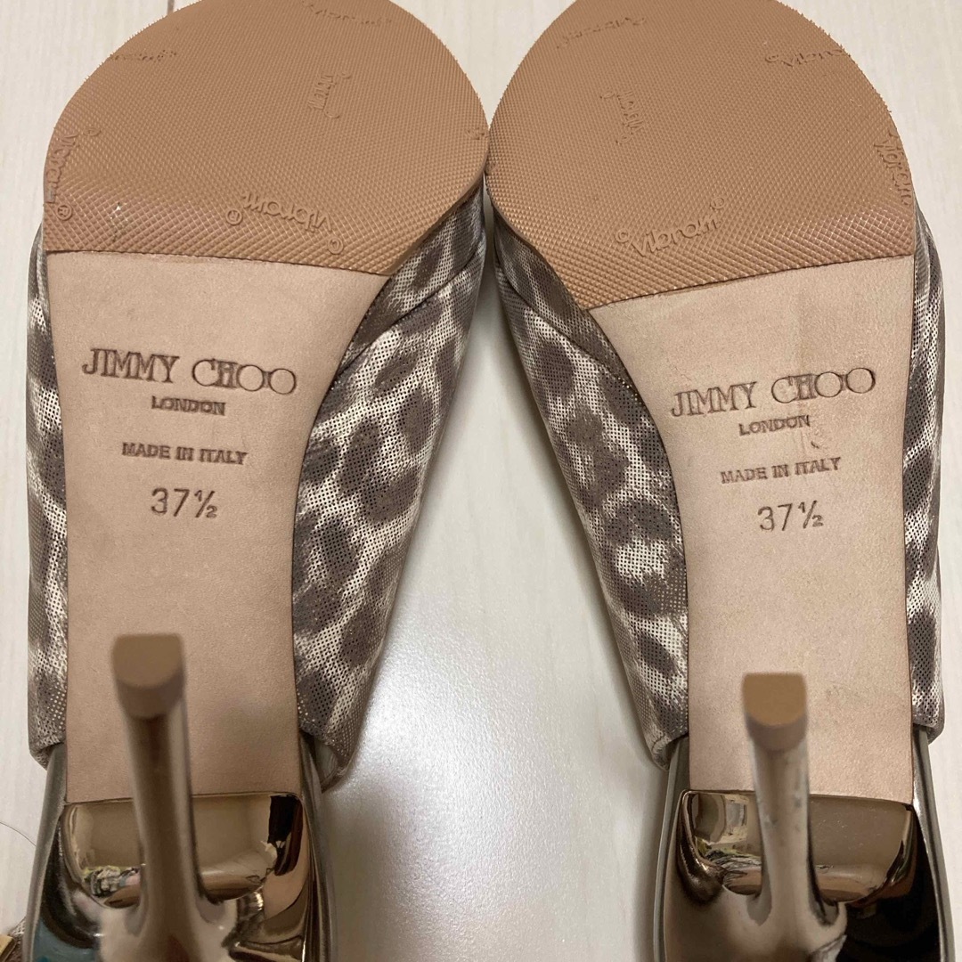 JIMMY CHOO(ジミーチュウ)のJIMMY CHOO パンプス レディースの靴/シューズ(ハイヒール/パンプス)の商品写真