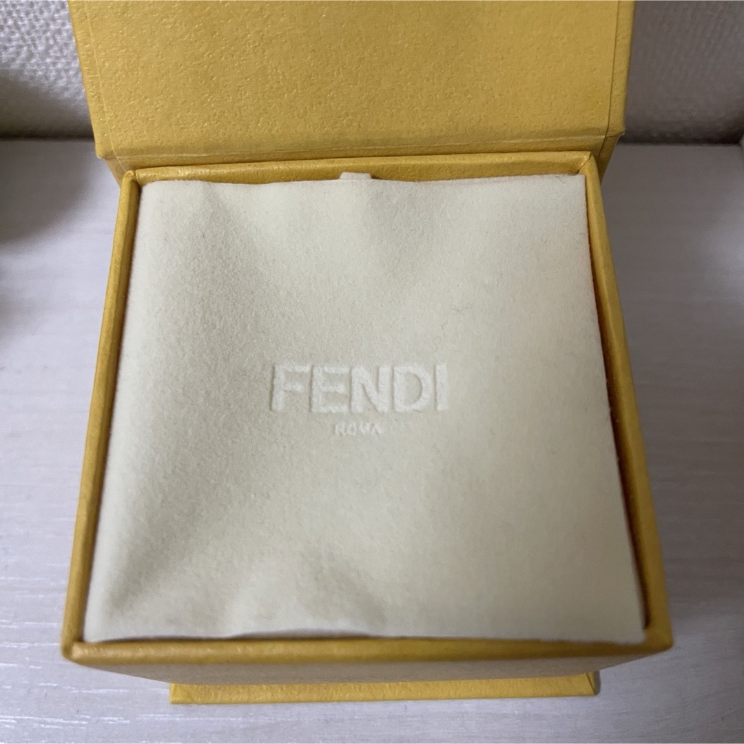 FENDI(フェンディ)のFENDI オーロック ピアス ゴールド  レディースのアクセサリー(ピアス)の商品写真