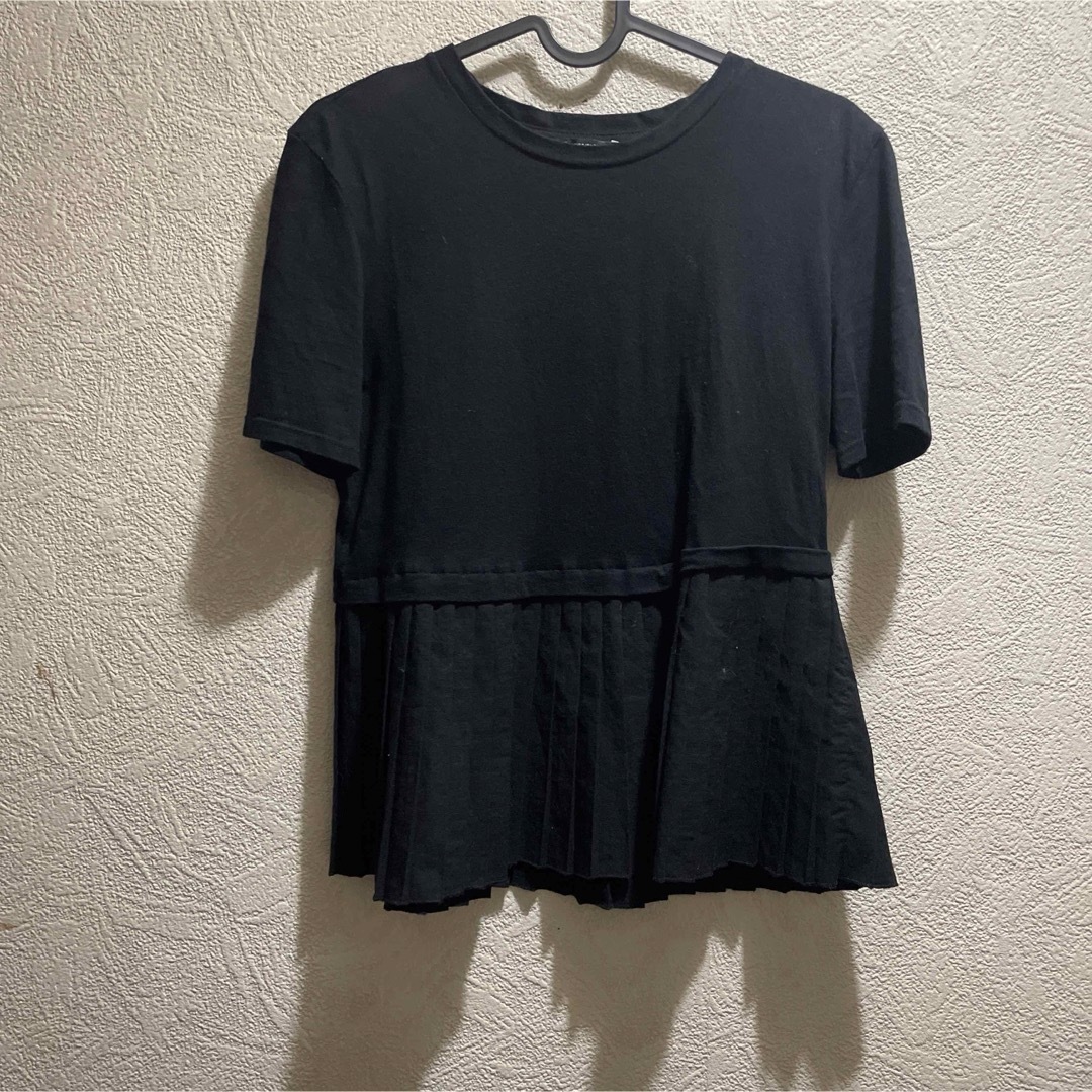 ZARA(ザラ)のZARA トップス　Tシャツ　ブラック レディースのトップス(Tシャツ(半袖/袖なし))の商品写真