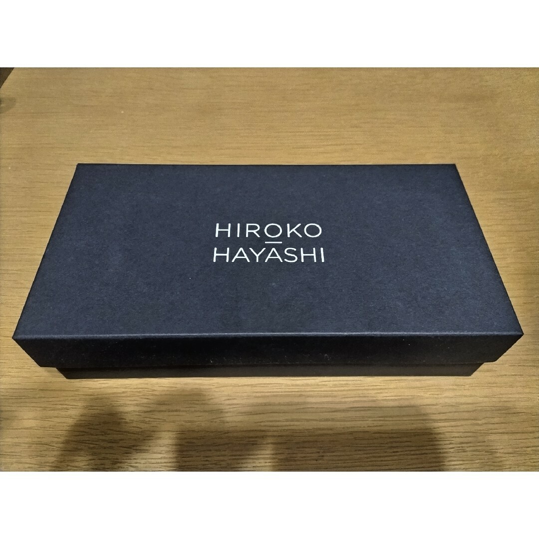 HIROKO HAYASHI(ヒロコハヤシ)の【限定カラー】ヒロコ ハヤシ 長財布 GIRASOLE（ジラソーレ） レディースのファッション小物(財布)の商品写真