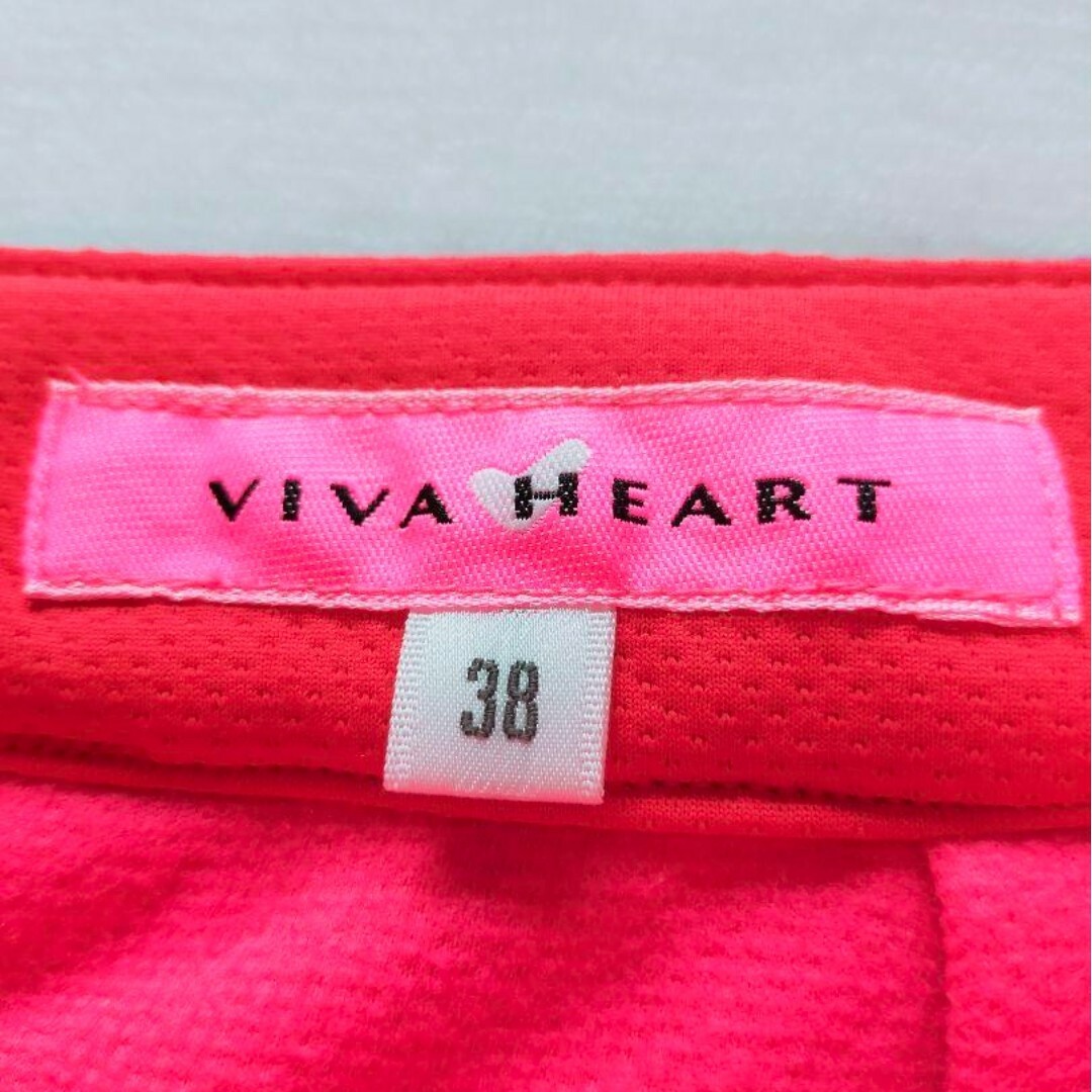 VIVA HEART(ビバハート)のVIVA HEART  スカート　パンツ付   ゴルフウェア　 38 スポーツ/アウトドアのゴルフ(ウエア)の商品写真