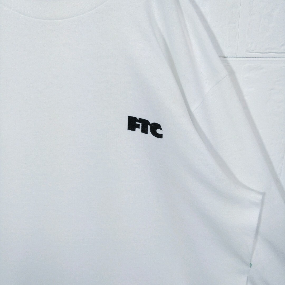 FTC(エフティーシー)の《FTC /エフティーシー》ボードフォト　ロゴ　ロンT　長袖　バックプリント メンズのトップス(Tシャツ/カットソー(七分/長袖))の商品写真