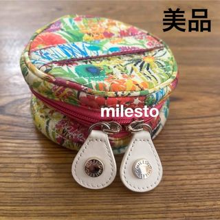 アクセサリーポーチ　MILESTO ミレスト　キルト　リバティ柄　トラベル(ポーチ)