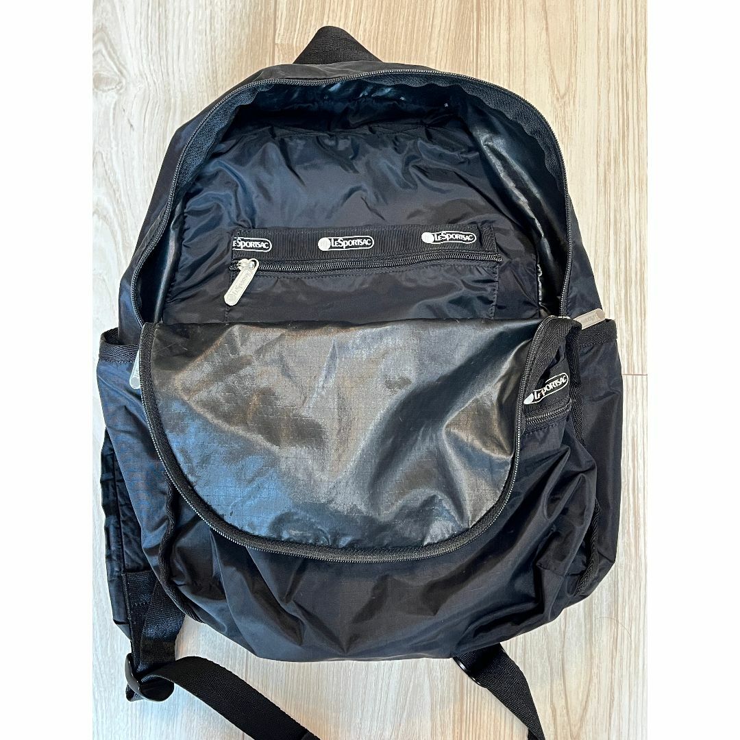 LeSportsac(レスポートサック)のLeSportsac（レスポートサック）リュックサック 黒 レディースのバッグ(リュック/バックパック)の商品写真