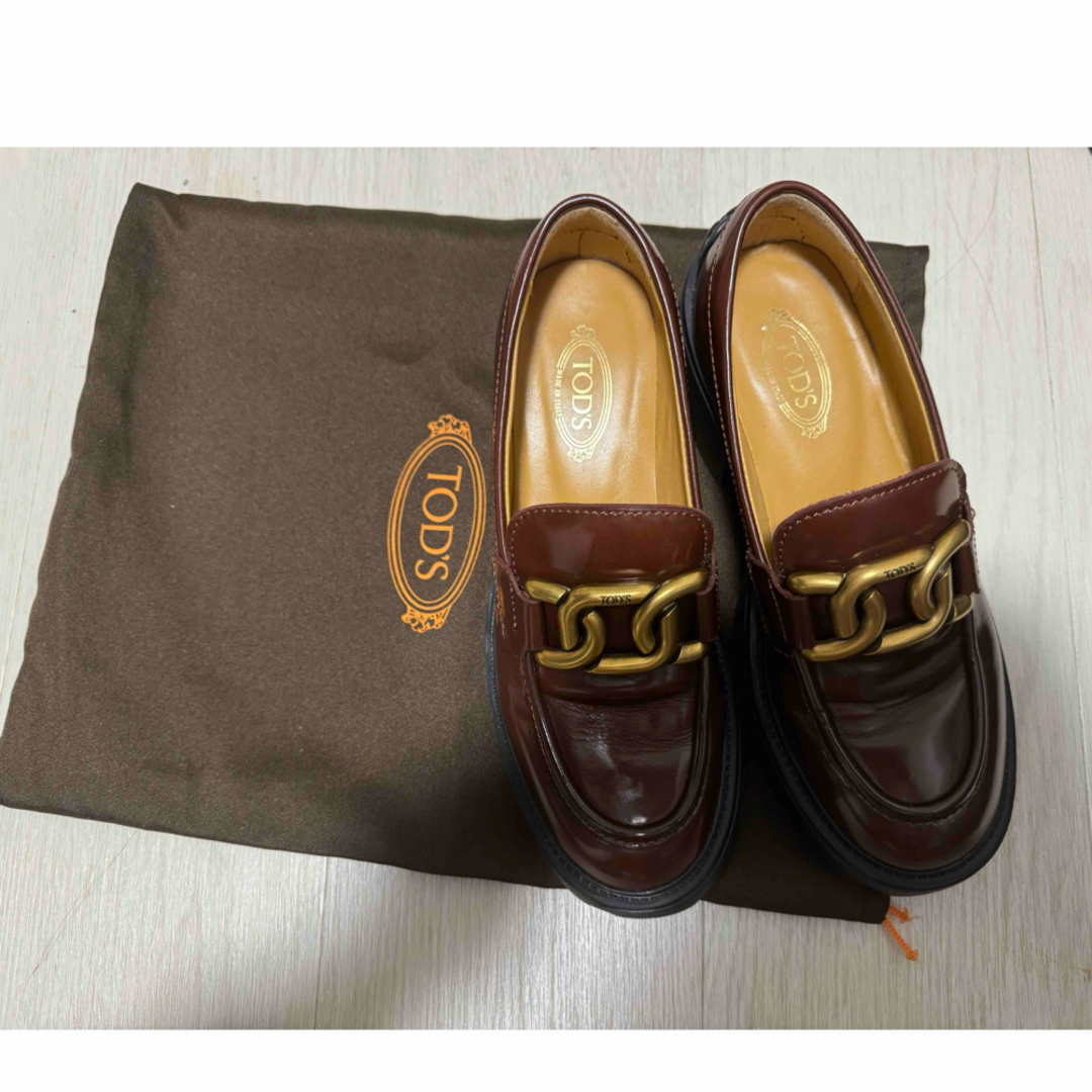 TOD'S(トッズ)のTod's トッズ　ケイト レザー ローファー レディースの靴/シューズ(ローファー/革靴)の商品写真