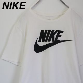 ナイキ(NIKE)の【大人気】ナイキ／Tシャツ　デカロゴ　ビッグスウォッシュ　Lサイズ　白Tシャツ(Tシャツ/カットソー(半袖/袖なし))