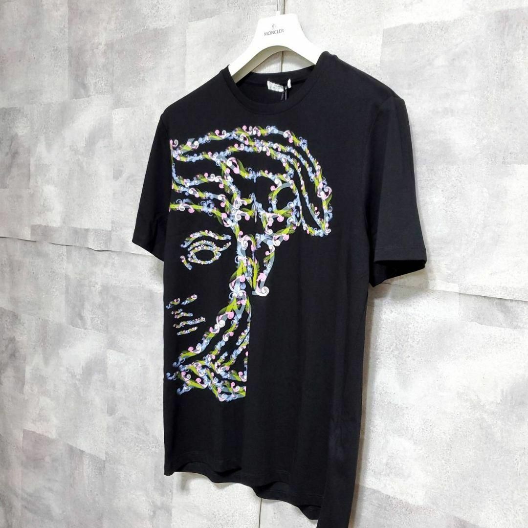 VERSACE(ヴェルサーチ)の未使用 タグ付 XL ヴェルサーチ コレクション メデューサ Tシャツ 黒 LL メンズのトップス(Tシャツ/カットソー(半袖/袖なし))の商品写真