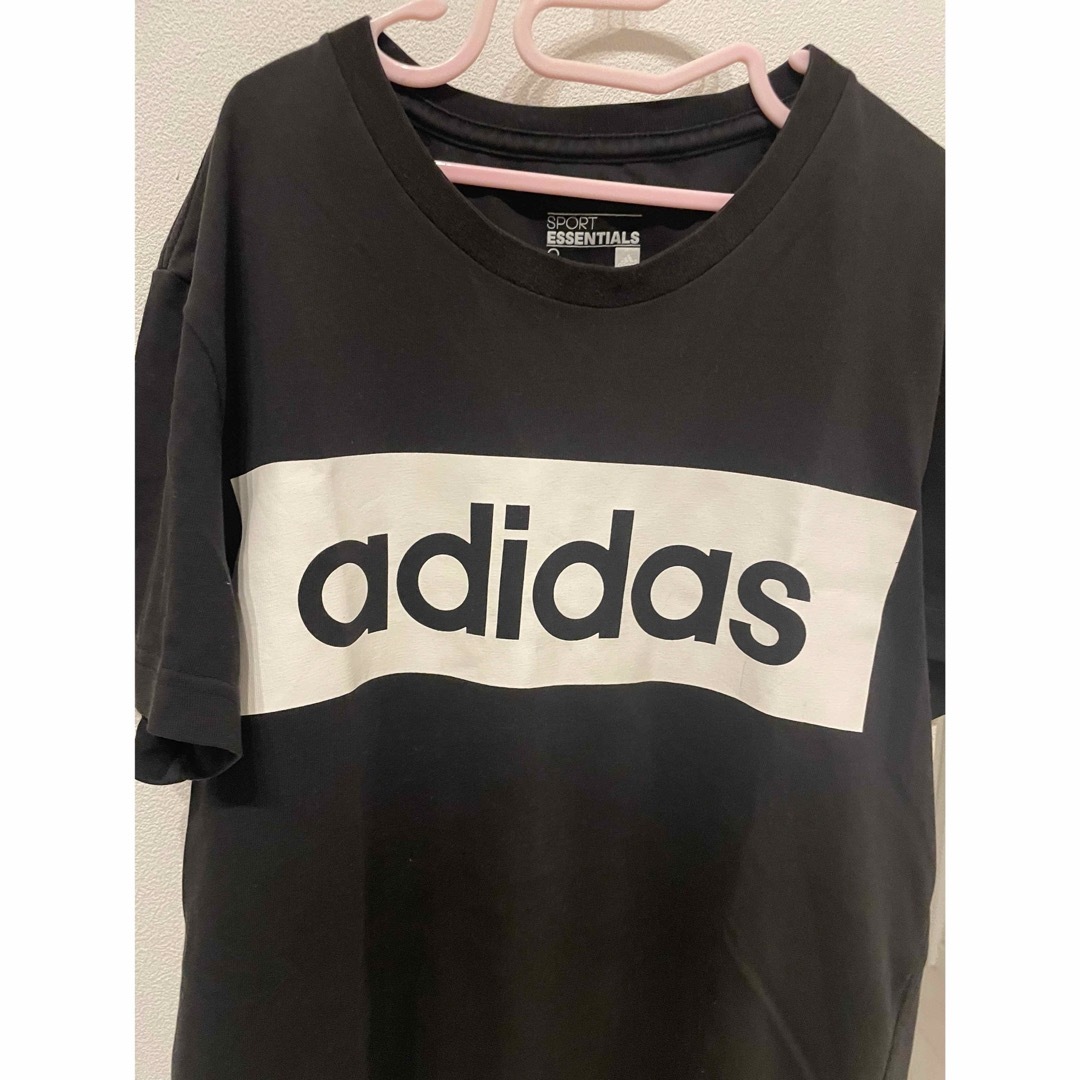 adidas(アディダス)のadidas Tシャツ　Sサイズ メンズのトップス(Tシャツ/カットソー(半袖/袖なし))の商品写真