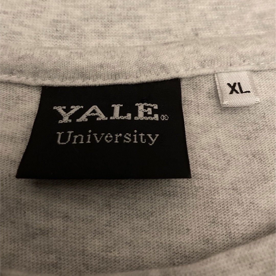 YALE  university  ビックロゴTEE  イェール大学　XLサイズ メンズのトップス(Tシャツ/カットソー(半袖/袖なし))の商品写真