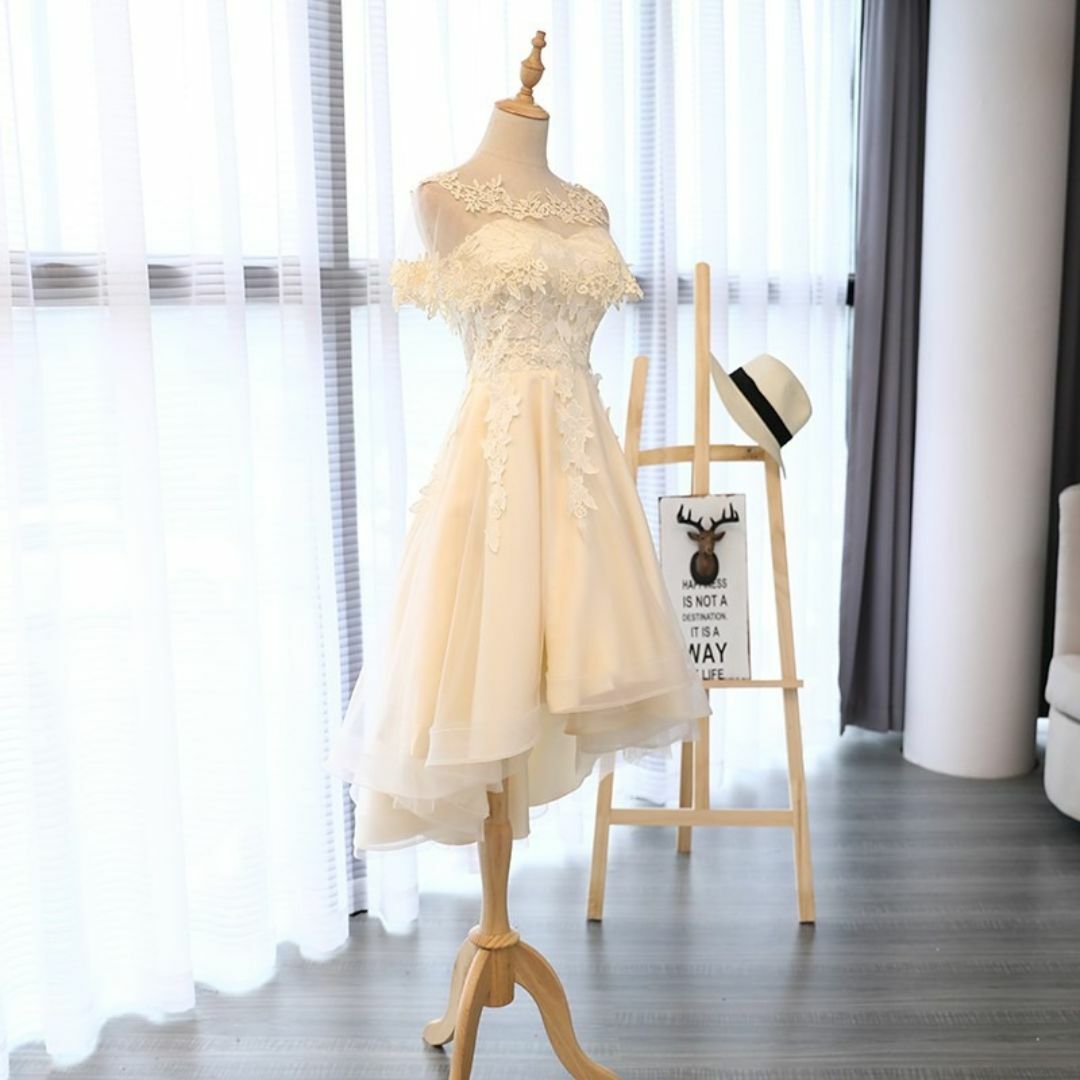 ミモレ丈 前に短い ウェディングドレス 二次会ドレス25 レディースのフォーマル/ドレス(ウェディングドレス)の商品写真