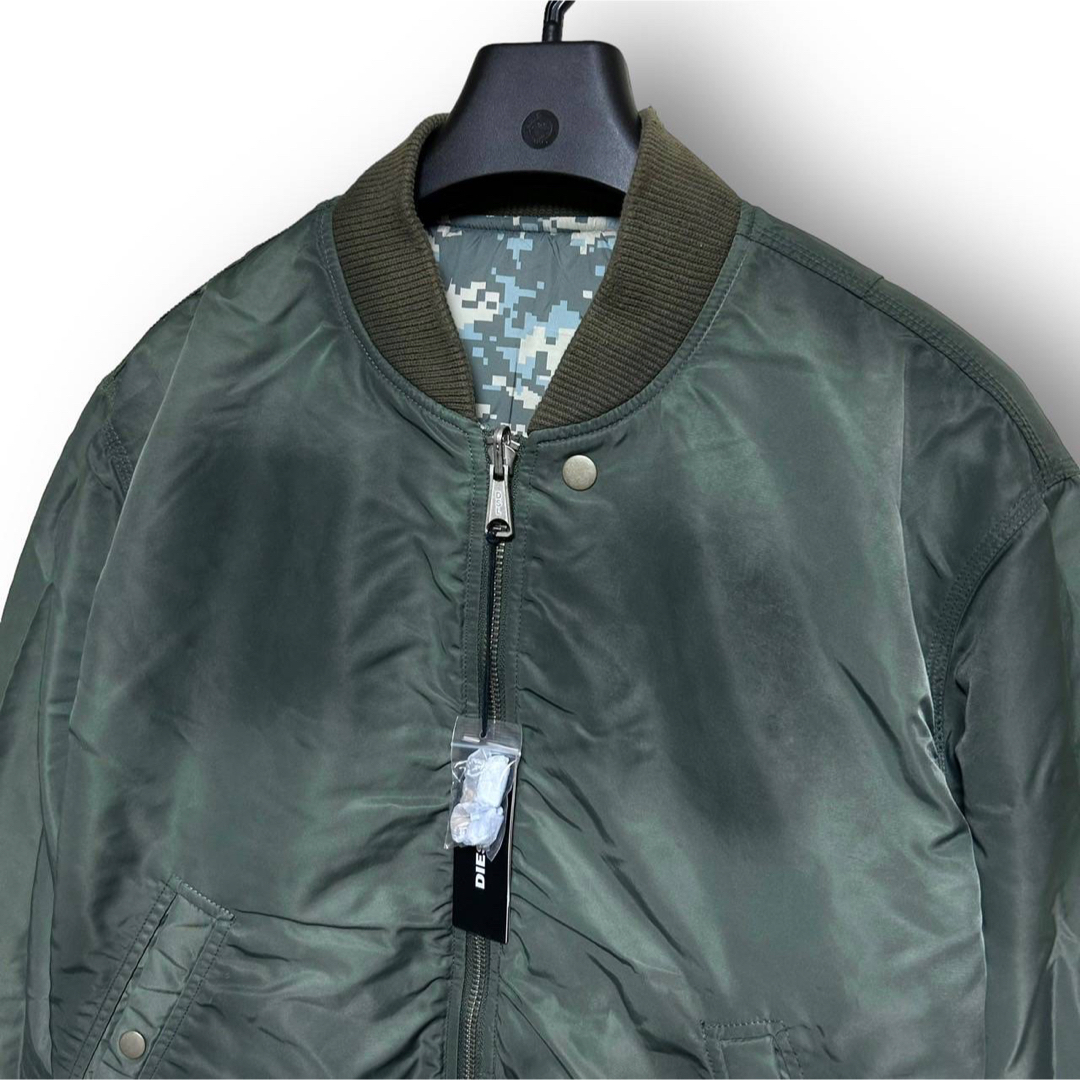DIESEL(ディーゼル)の新品 DIESEL ディーゼル リバーシブル 中綿入り ボンバー ジャケット L メンズのジャケット/アウター(ブルゾン)の商品写真