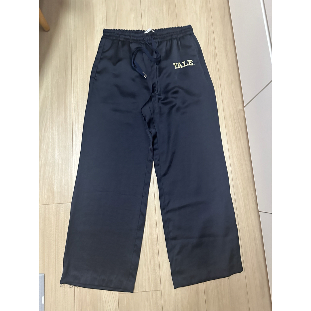 L'Appartement DEUXIEME CLASSE(アパルトモンドゥーズィエムクラス)の【COUTURE D`ADAM】YALE univ. track Pants38 レディースのパンツ(その他)の商品写真