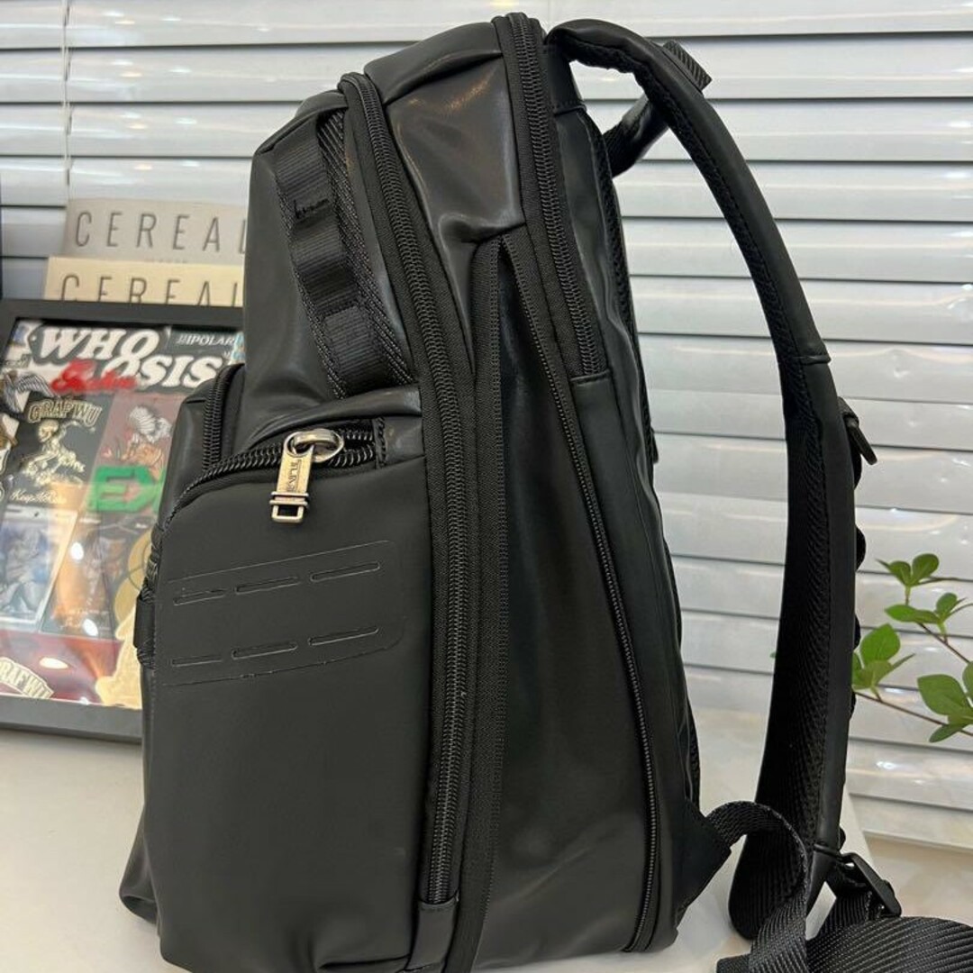 TUMI(トゥミ)のTUMI ALPHA BRAVO 「サーチ」オールレザーバックパック932793 メンズのバッグ(バッグパック/リュック)の商品写真