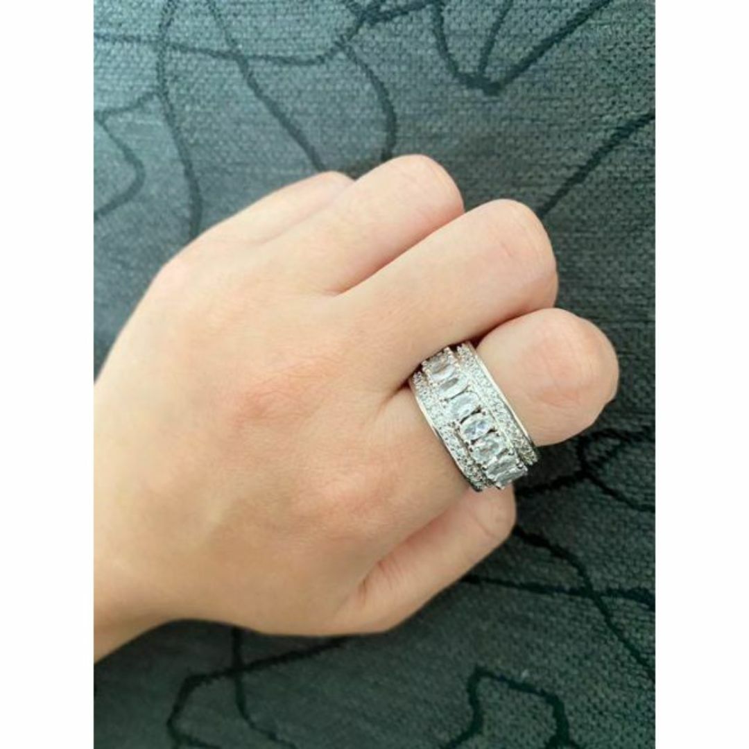 （1217）11号　煌めく無数のスワロティアラワイドリング　指輪　豪華爪留め レディースのアクセサリー(リング(指輪))の商品写真