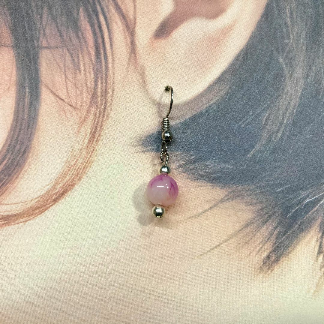 キャンディジェイド 一粒フックピアス イヤリング 8mm　S　#11  レディースのアクセサリー(ピアス)の商品写真