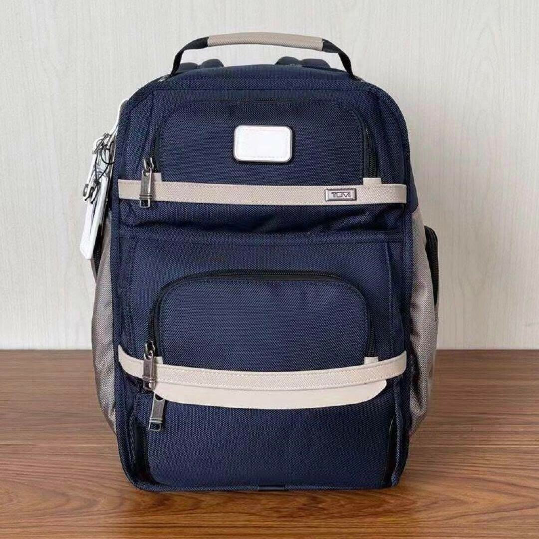 TUMI(トゥミ)の新品TUMI ALPHA3 ブリーフパックネイビー ホワイト メンズのバッグ(バッグパック/リュック)の商品写真