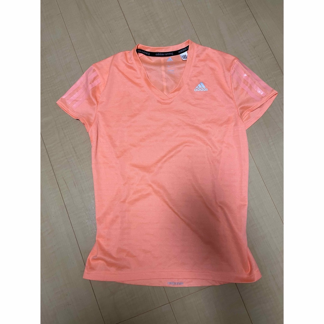 adidas(アディダス)のアディダス  Tシャツ レディースのトップス(Tシャツ(半袖/袖なし))の商品写真