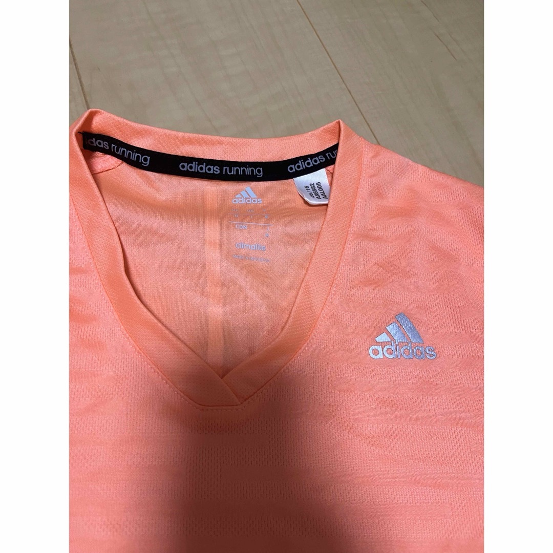 adidas(アディダス)のアディダス  Tシャツ レディースのトップス(Tシャツ(半袖/袖なし))の商品写真