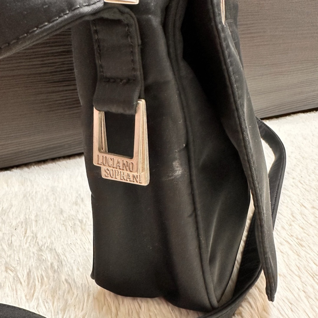 LUCIANO SOPRANI(ルチアーノソプラーニ)のルチアーノソプラーニ　ショルダーバッグ レディースのバッグ(ショルダーバッグ)の商品写真