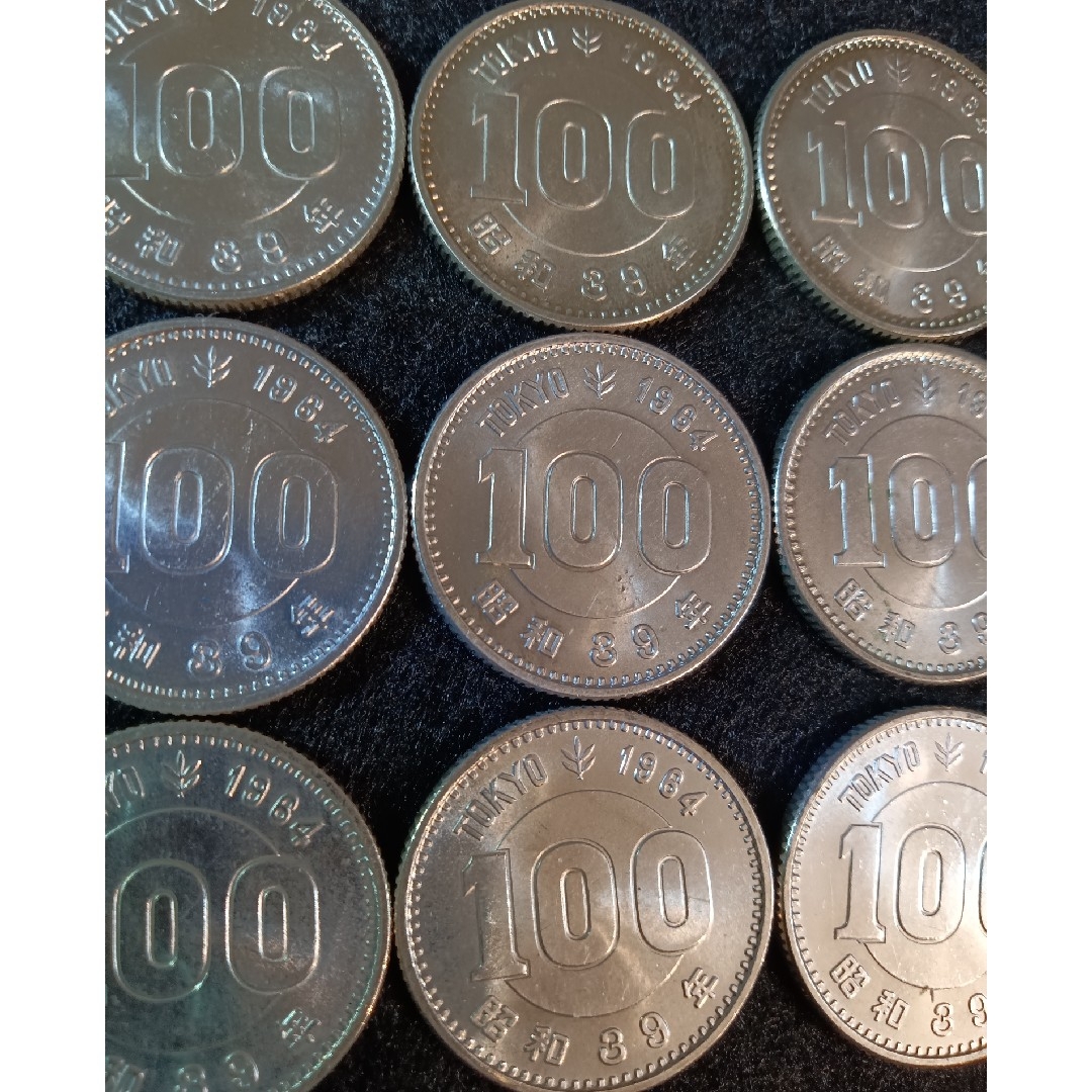 銀貨　東京 オリンピック 記念100円銀貨SILVER 600綺麗な銀貨９枚 エンタメ/ホビーの美術品/アンティーク(金属工芸)の商品写真