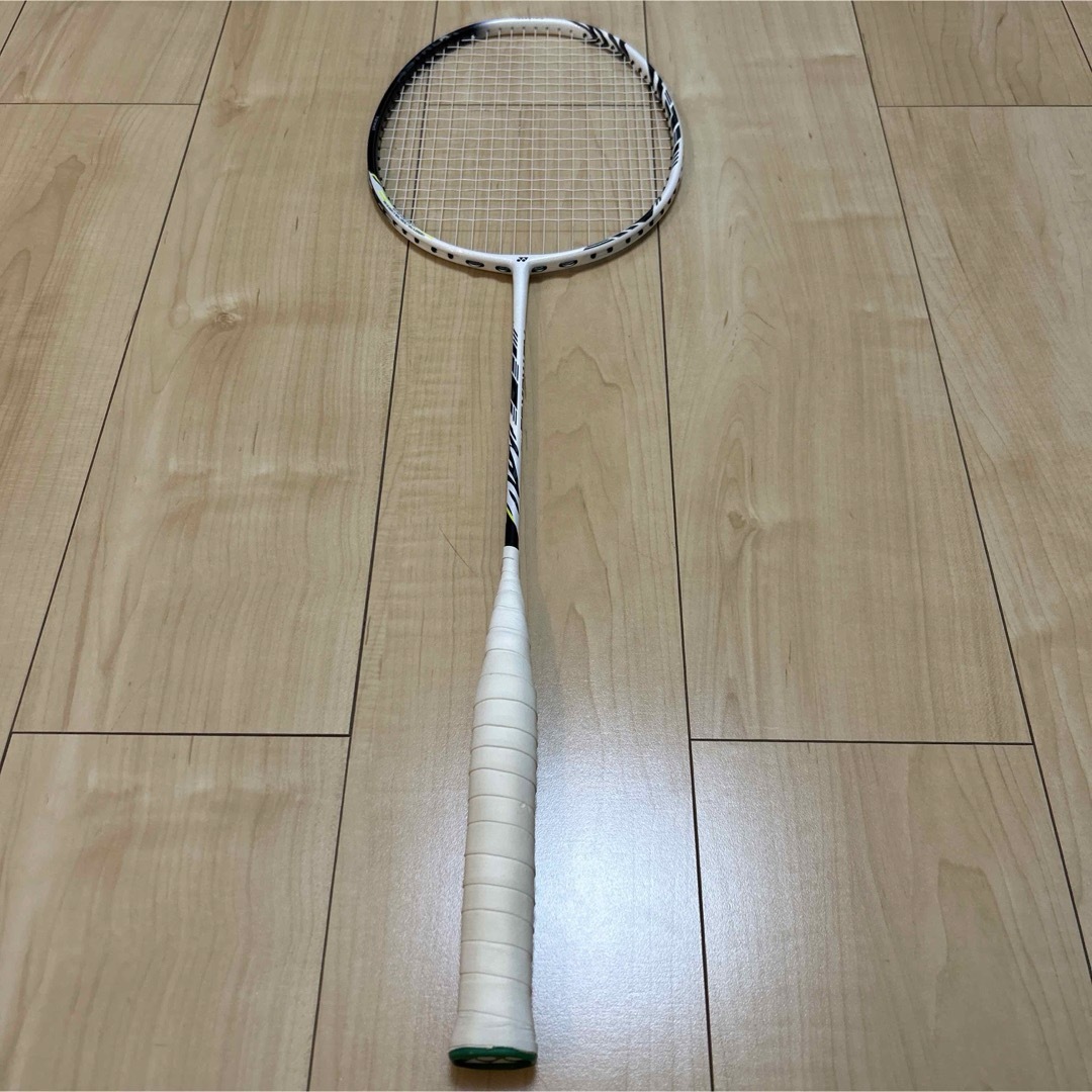 YONEX(ヨネックス)のヨネックスアストロクス99Pro バドミントンラケット　4UG5 スポーツ/アウトドアのスポーツ/アウトドア その他(バドミントン)の商品写真